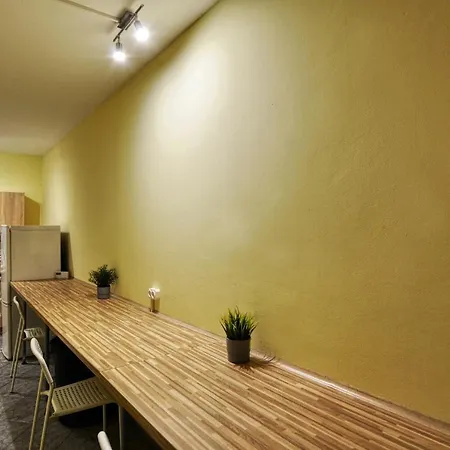 Na Kosynierskiej Hostel